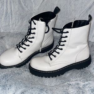 Women’s Boots